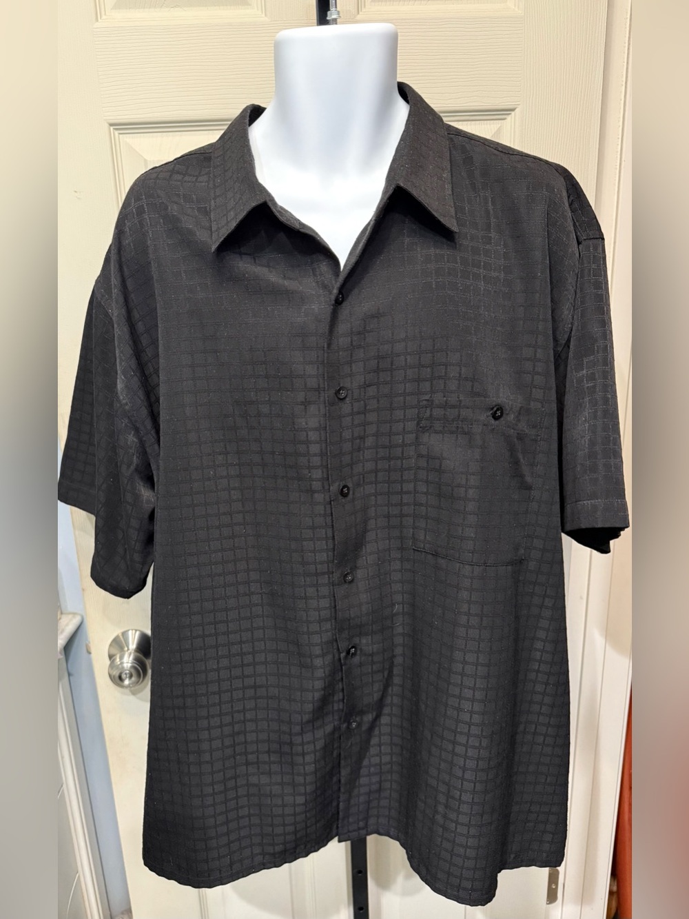 Bruno Black on Black Print Sueded Microfiber Short-Sleeve Button-Up Shirt